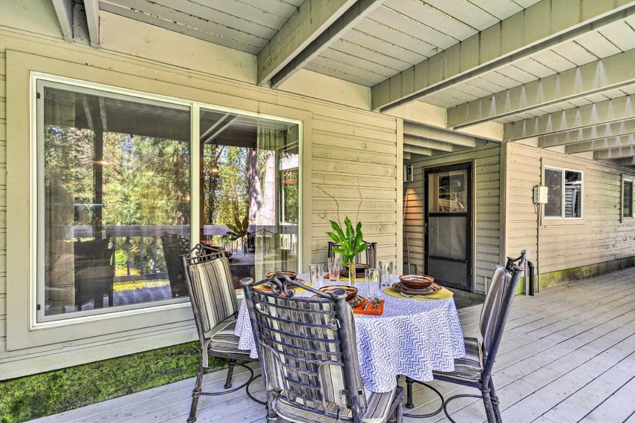 Holiday home The Owls Nest With Hot Tub And Forest Views!